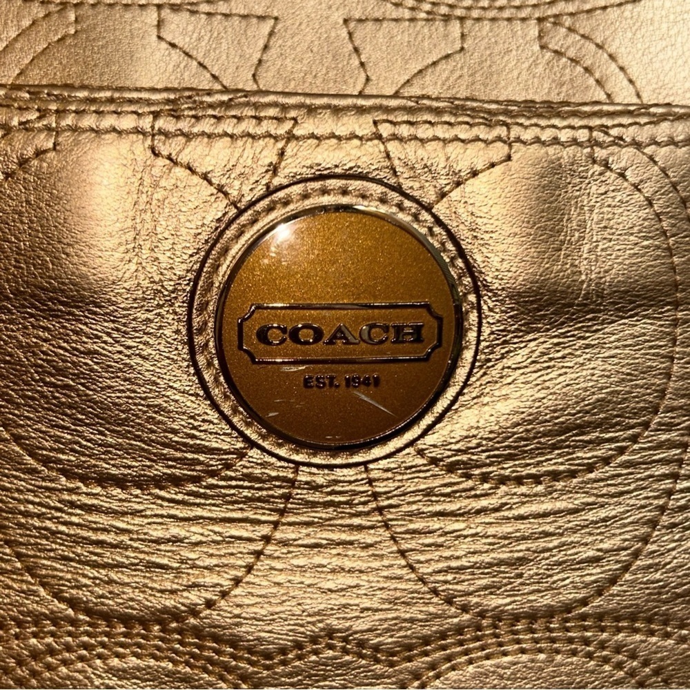COACH Authentic Gold Leather Multifunction Tote Large Overnight Bag F18878 - Picture 4 of 16